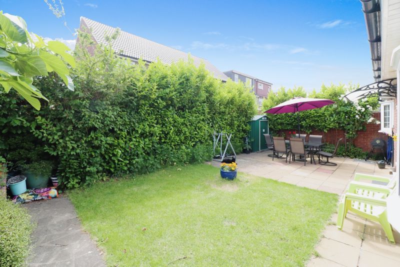 Property photo 2 of 17 Photo 4