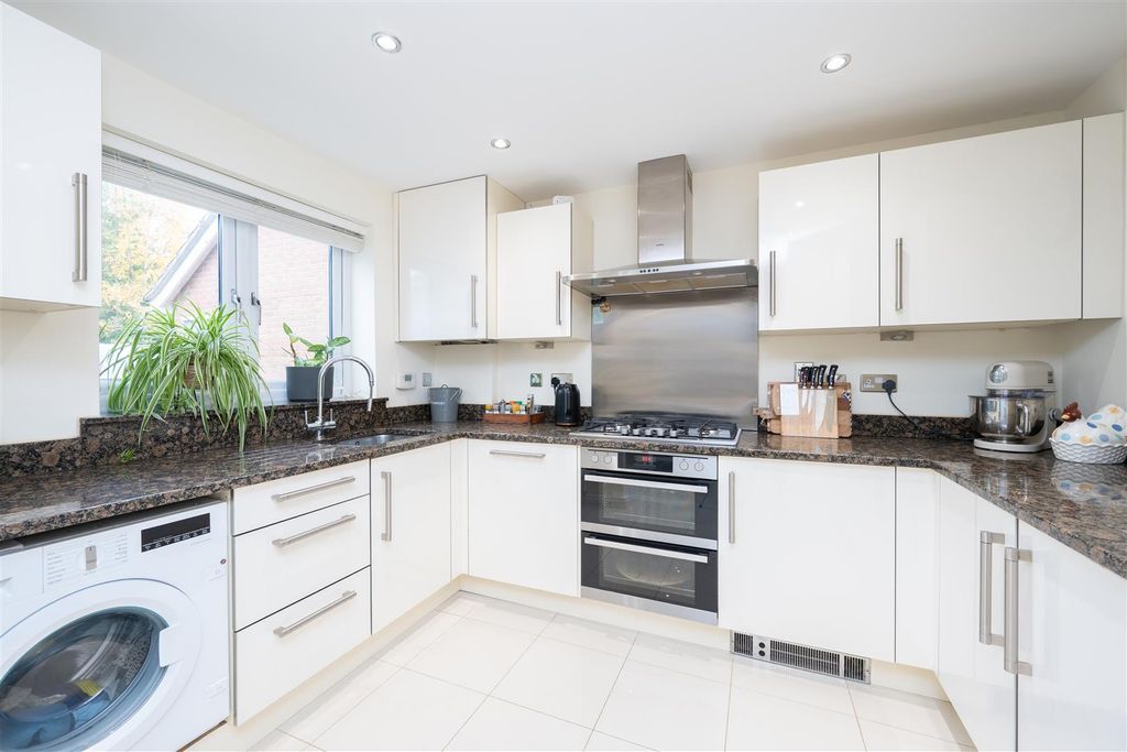 Property photo 2 of 23 Ajt_7567.Jpg