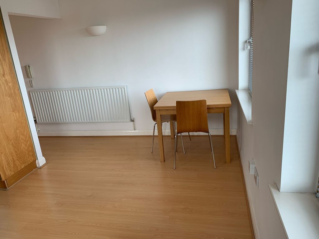 Property photo 3 of 6 Living Room 2