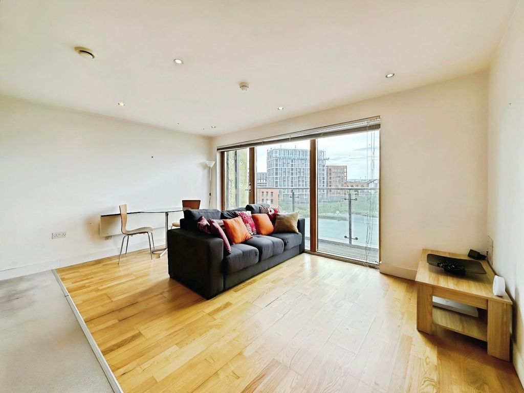 Property photo 2 of 9 Picture No. 13