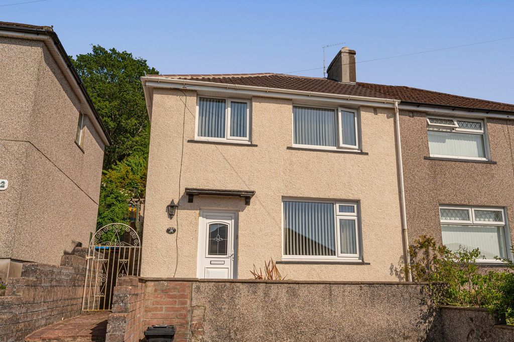 Property photo 1 of 36
