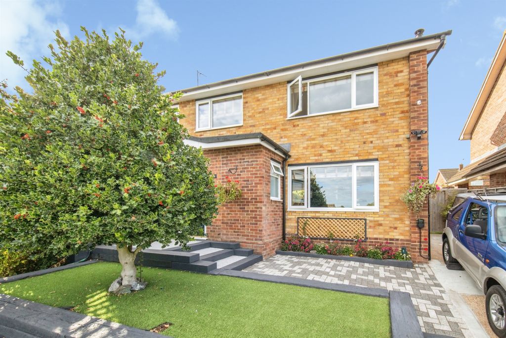 Property photo 1 of 30
