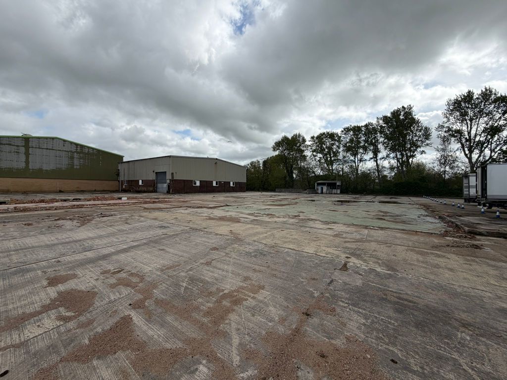 Property photo 3 of 6 Photo 1