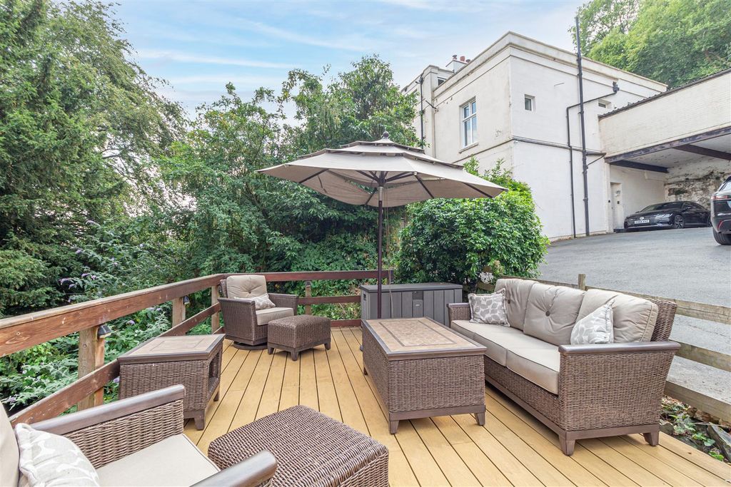 Property photo 2 of 28 Outside-3.Jpg