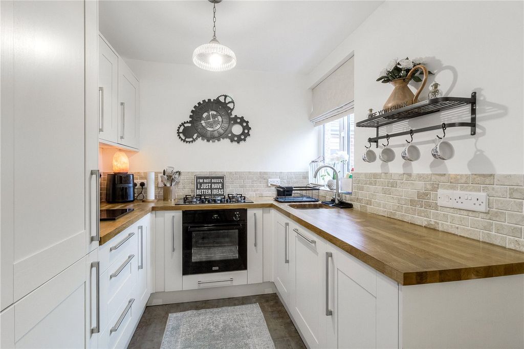 Property photo 2 of 12 Picture No. 04