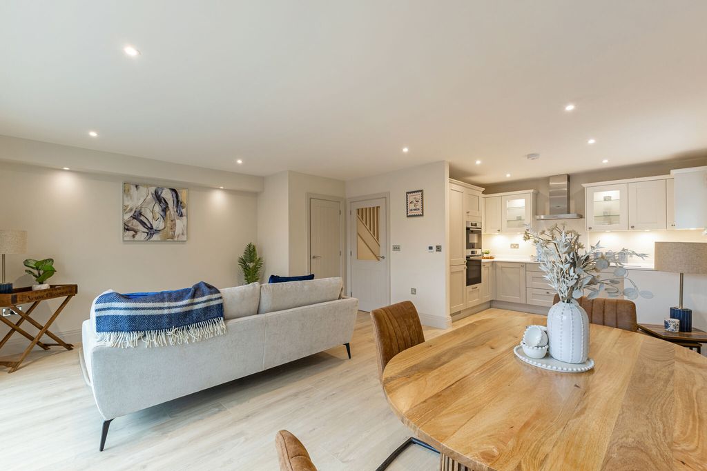 Property photo 2 of 15 Photo Of Show House Plot 4