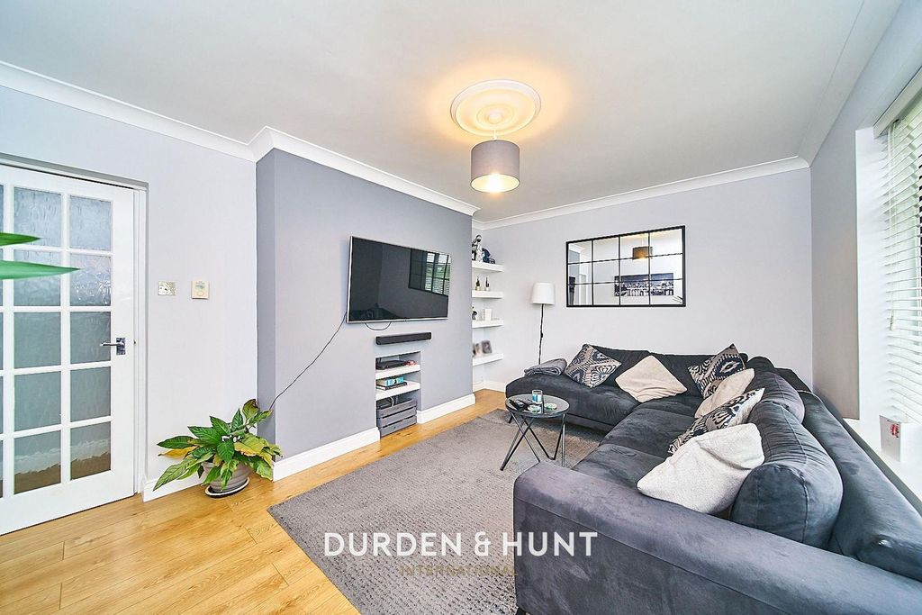 Property photo 3 of 15 Woodbridge 7_Result.Jpg