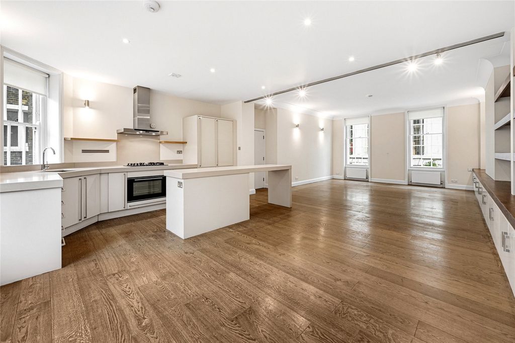Property photo 1 of 16 Kitchen