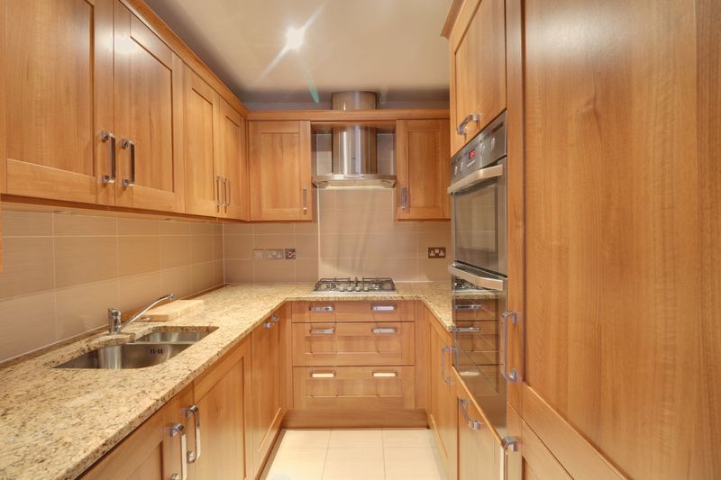 Property photo 2 of 17 Photo 9