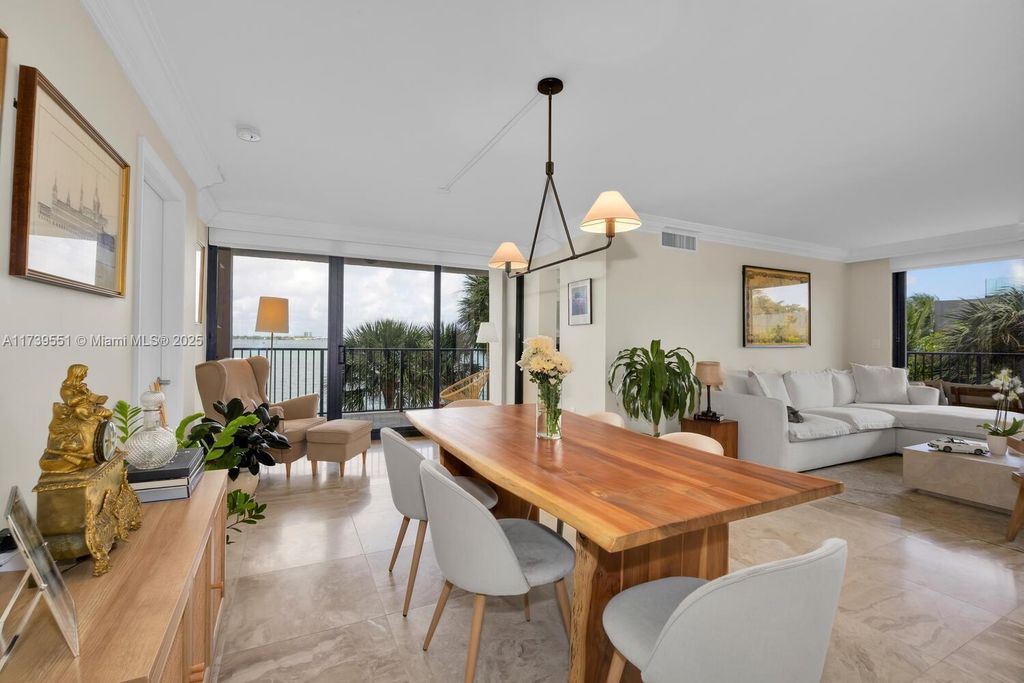 Property photo 2 of 48 <Alttext/>
