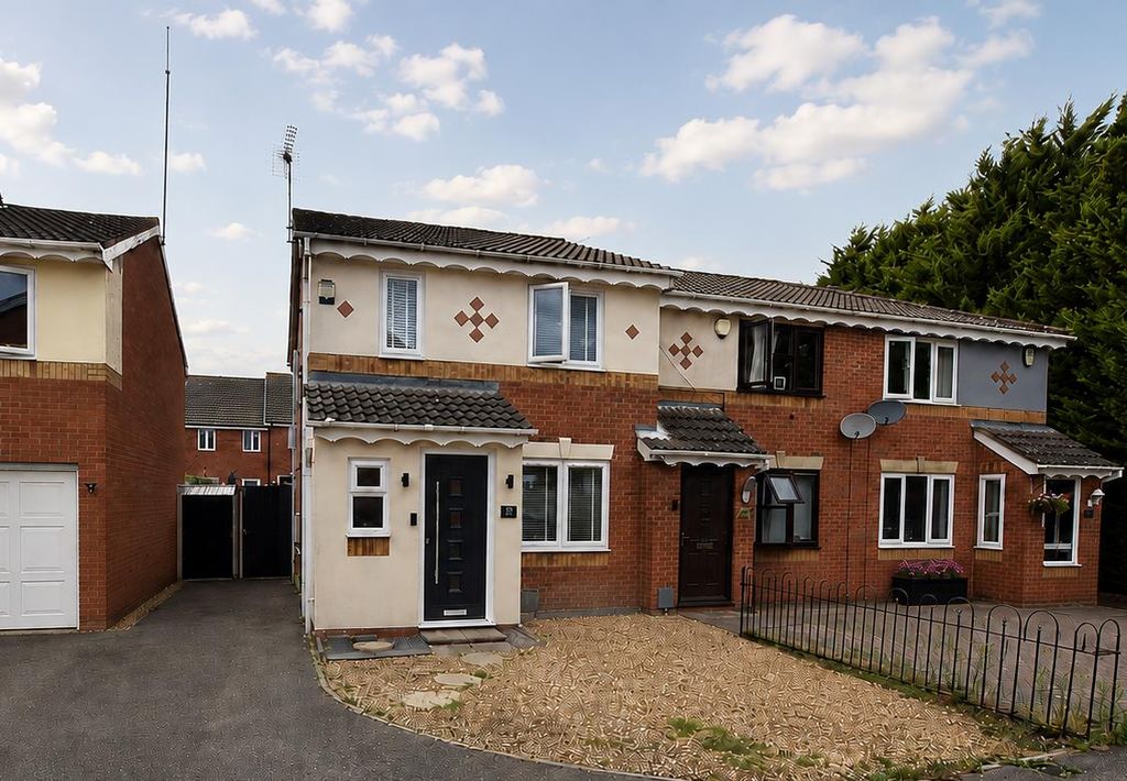 Property photo 1 of 11