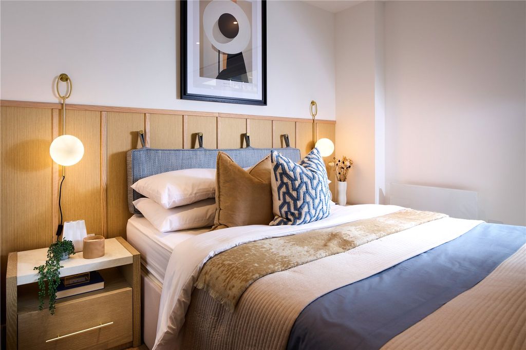 Property photo 3 of 11 Bedroom Area