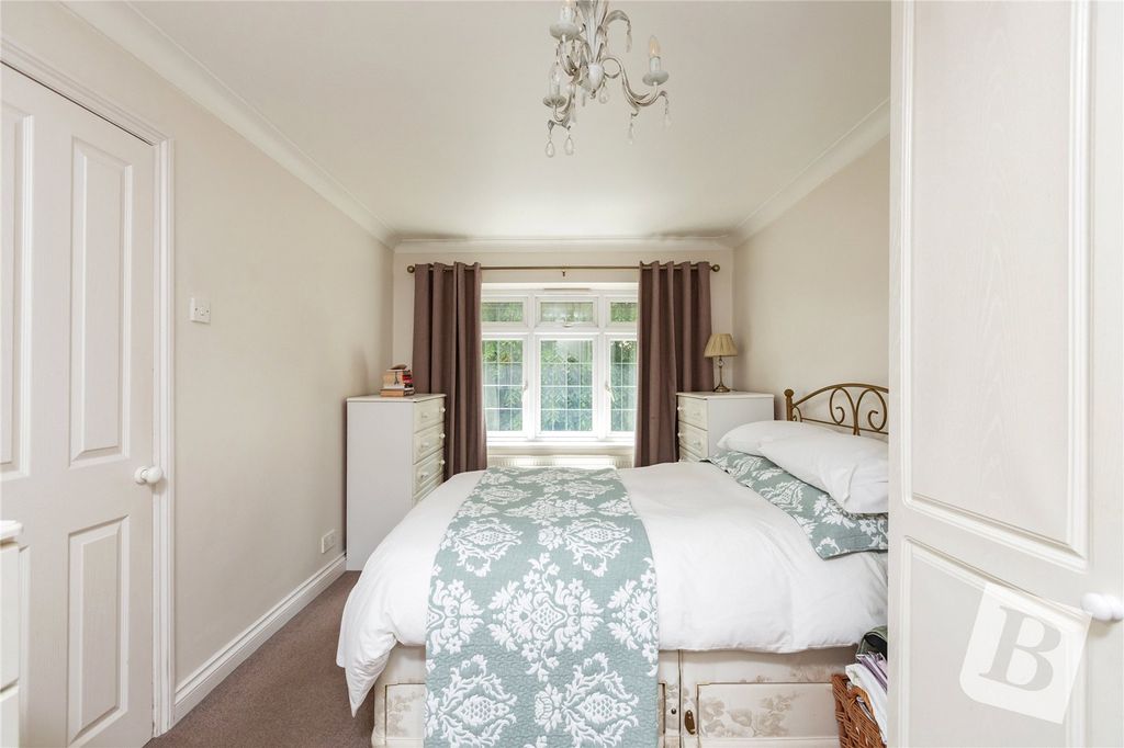 Property photo 2 of 13 Master Bedroom