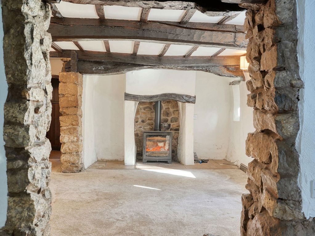 Property photo 3 of 35