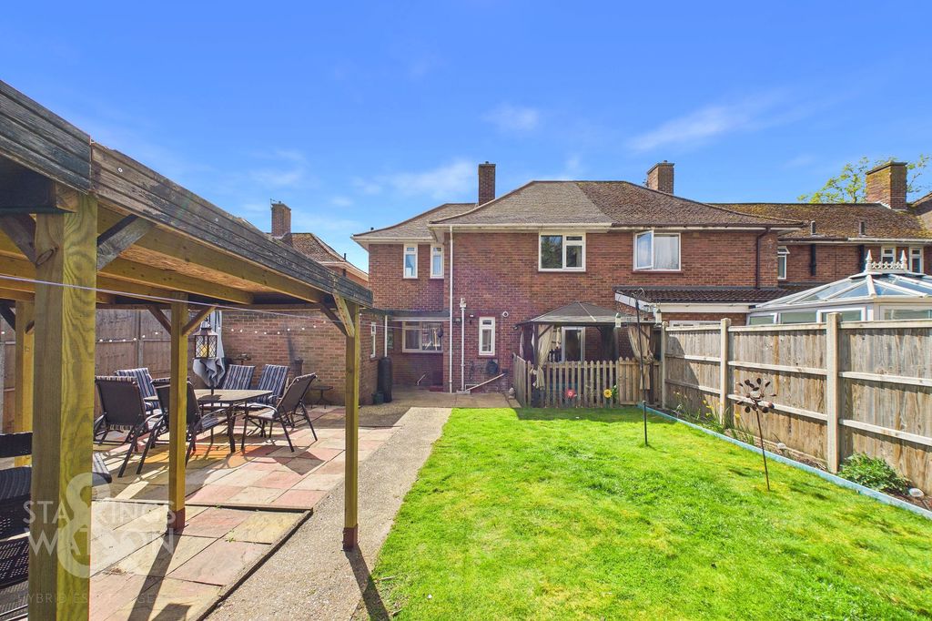 Property photo 1 of 25