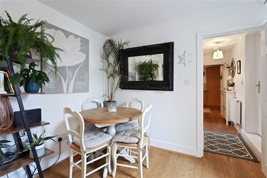 Property photo 3 of 10 Dining Room
