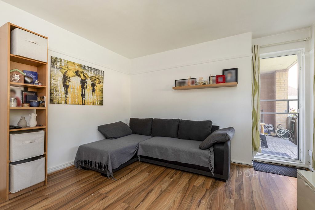 Property photo 3 of 20 Pbox-Img.Jpg