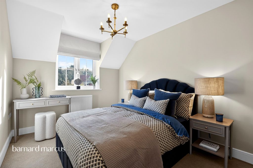 Property photo 3 of 9