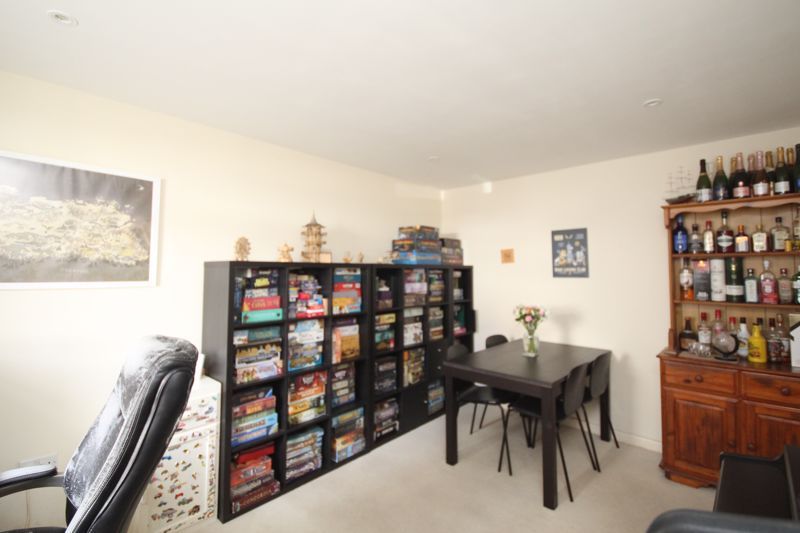 Property photo 2 of 14 Photo 5
