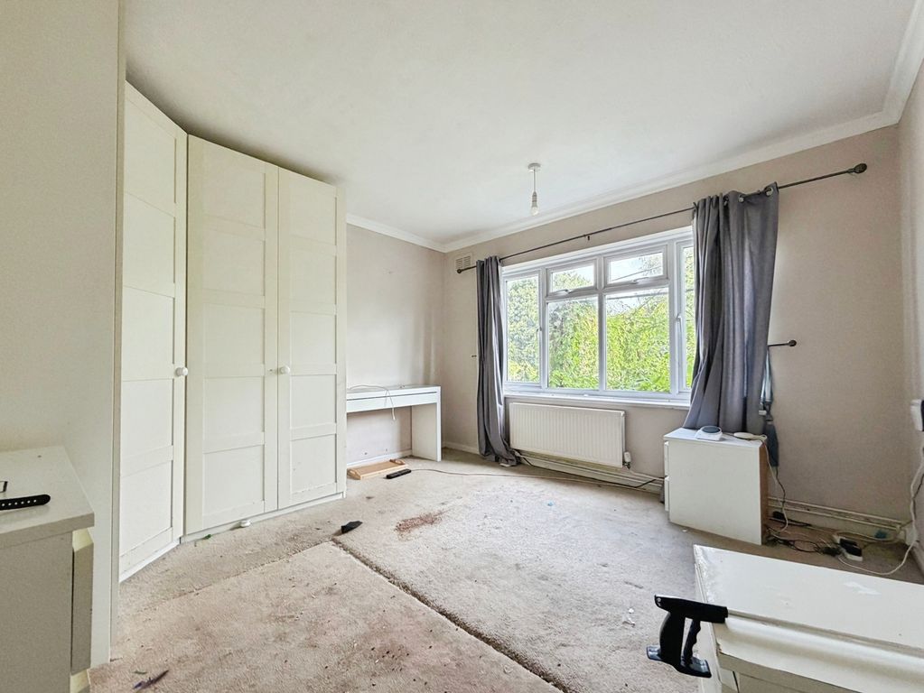 Property photo 3 of 8 Pbox-Img.Jpg