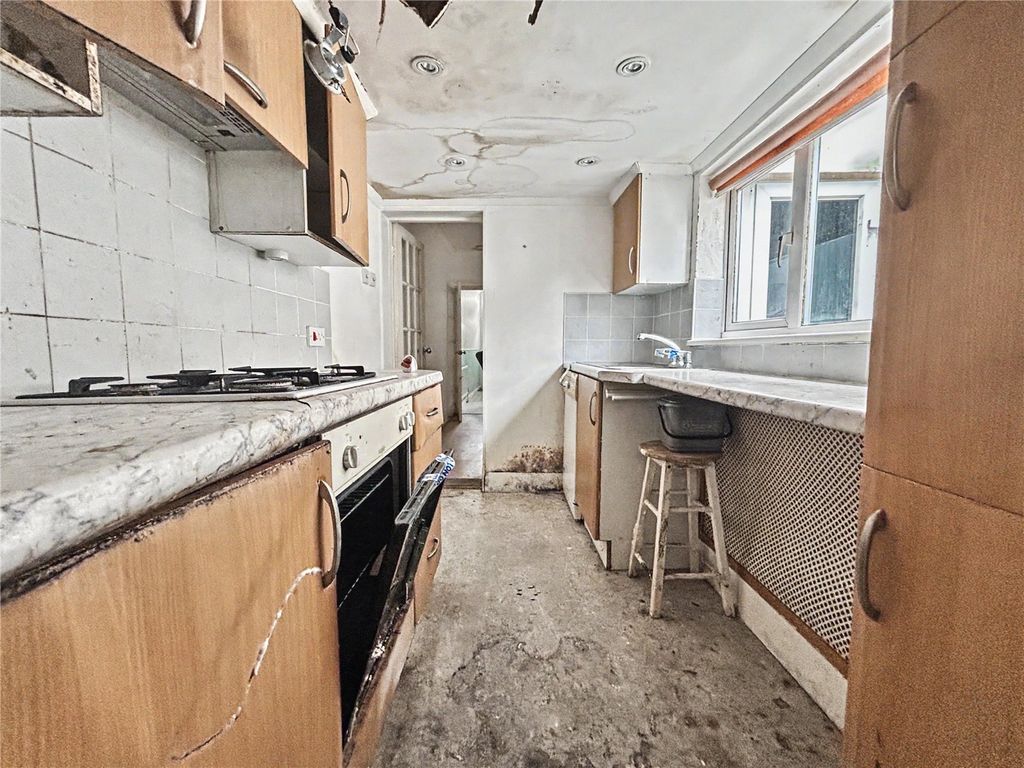 Property photo 3 of 6 Picture No. 08