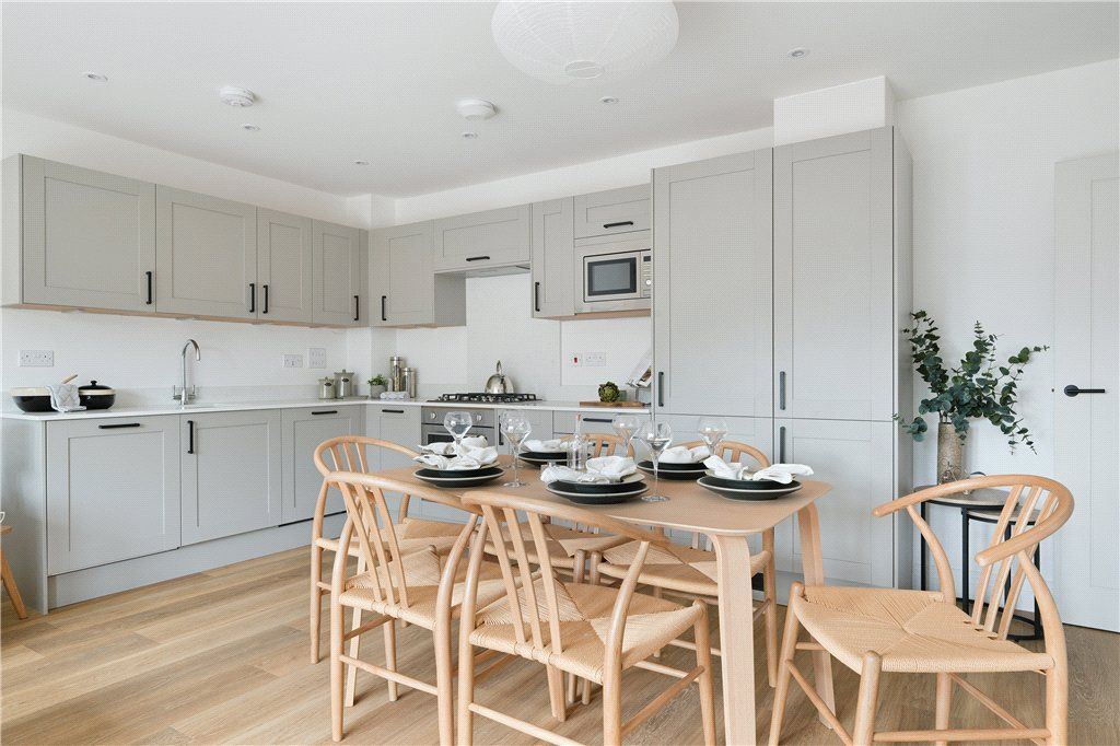 Property photo 2 of 9 Kitchen/Dining