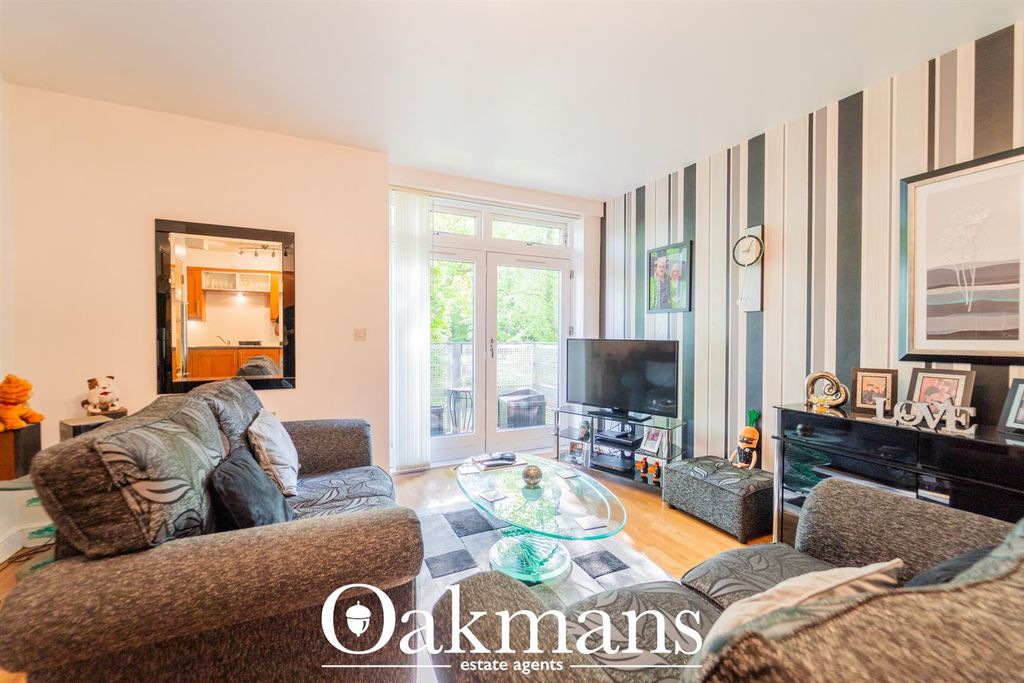 Property photo 2 of 22 Jam08085.Jpg