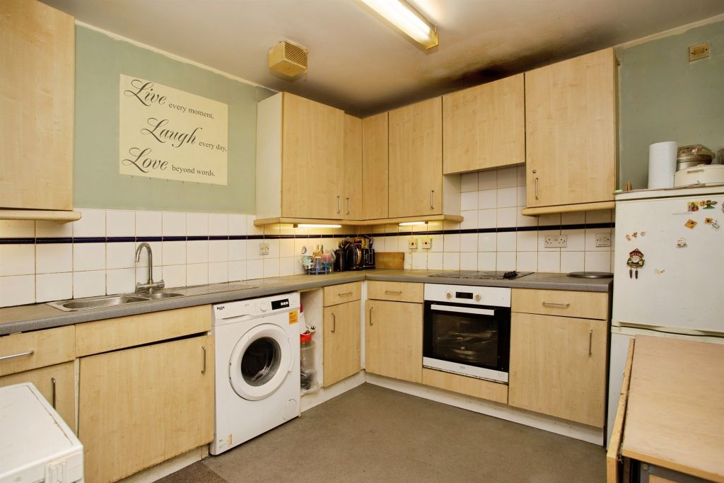 Property photo 3 of 7