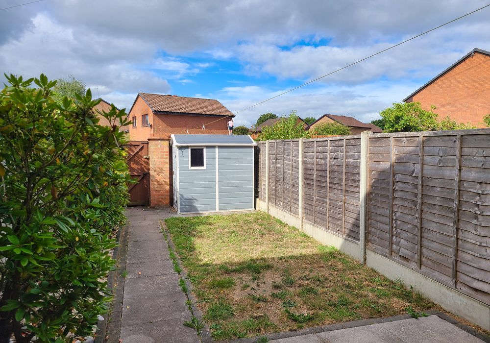Property photo 2 of 17