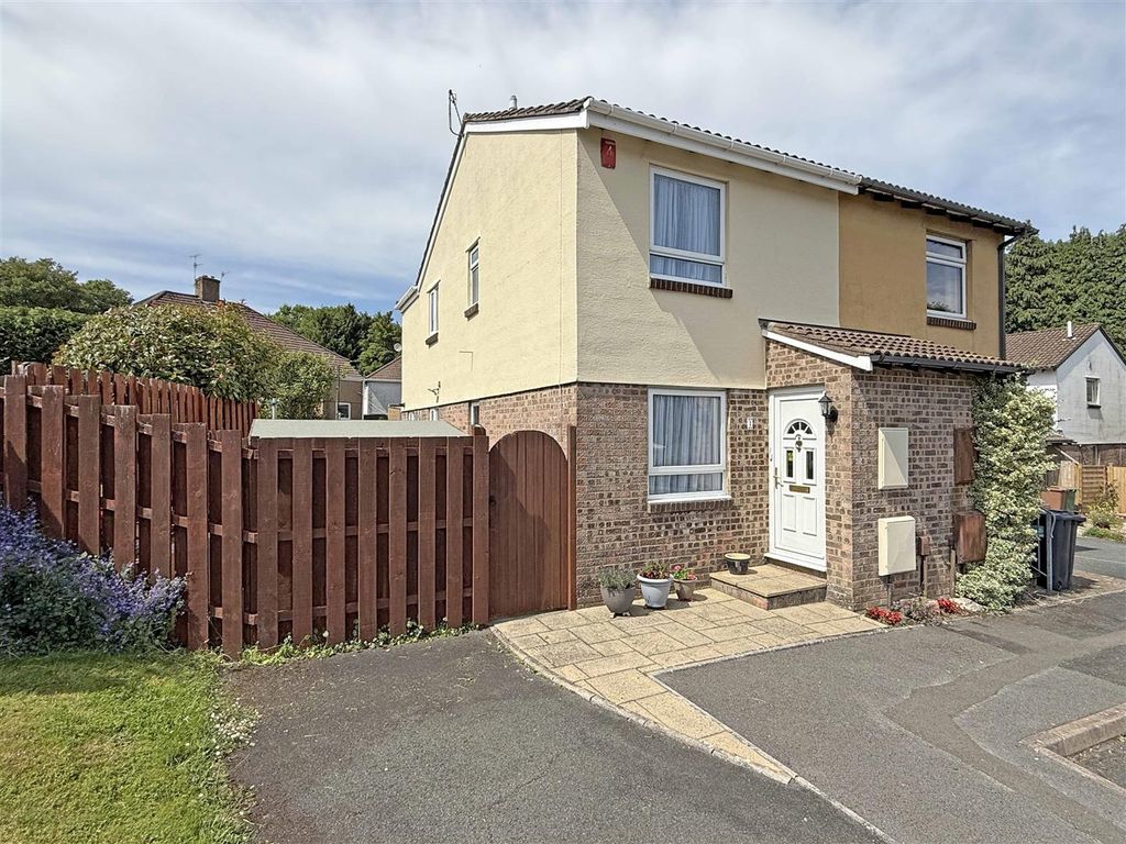 Property photo 1 of 12 Beaumaris Gardens 1 - New Front.Jpg