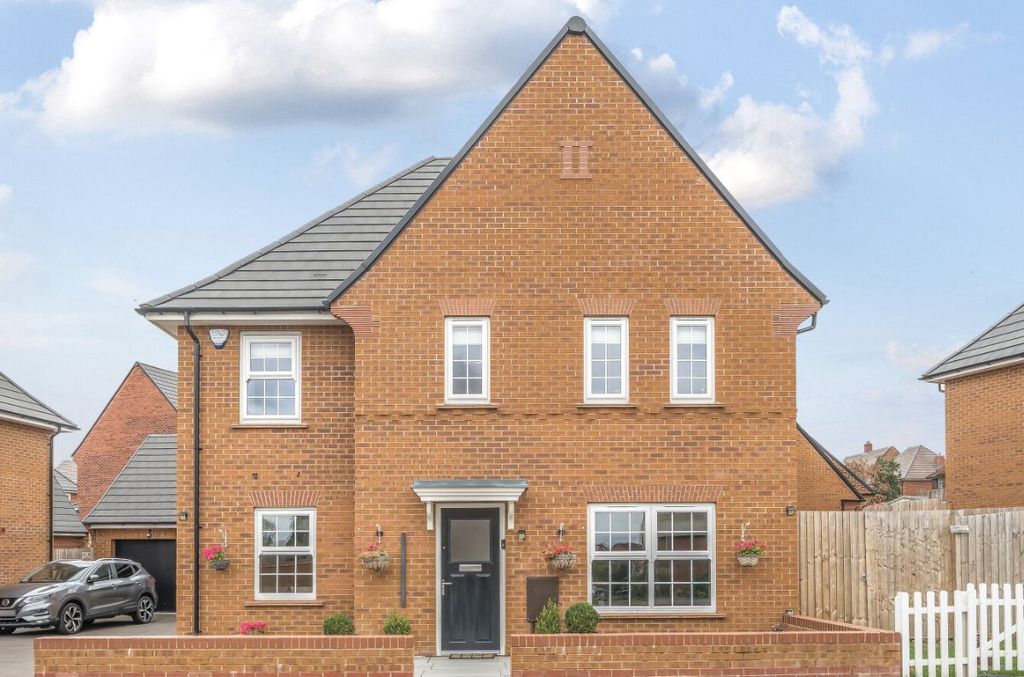 Property photo 1 of 21