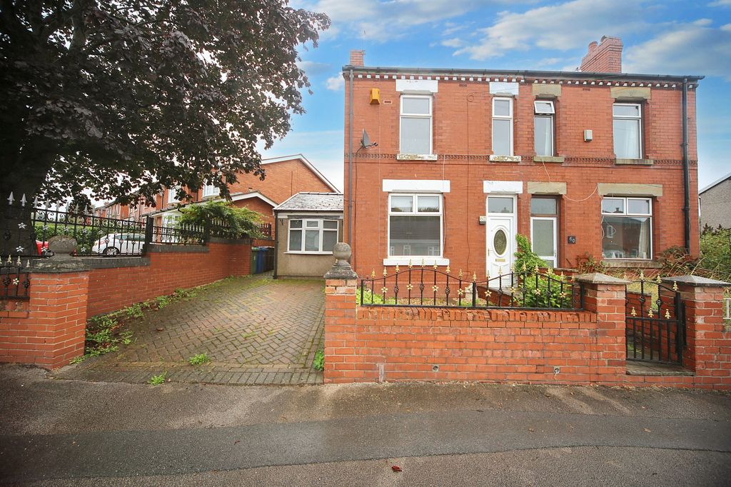 Property photo 1 of 23