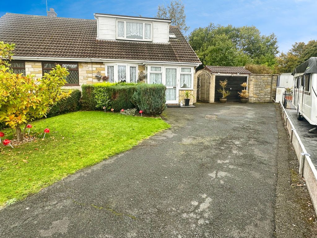 Property photo 1 of 14 Front