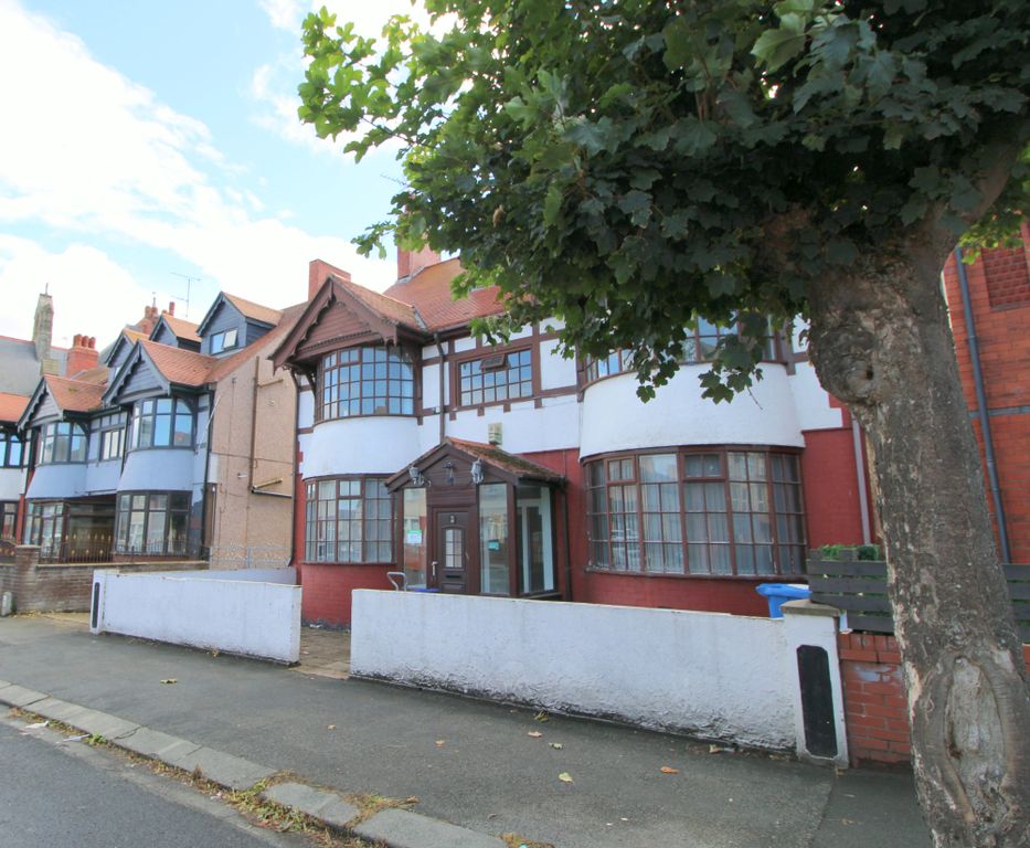 Property photo 2 of 6