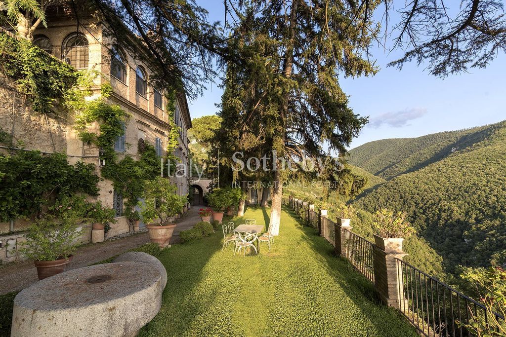 Property photo 3 of 31
