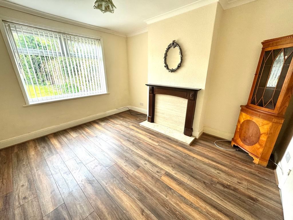 Property photo 3 of 10 Photo 3