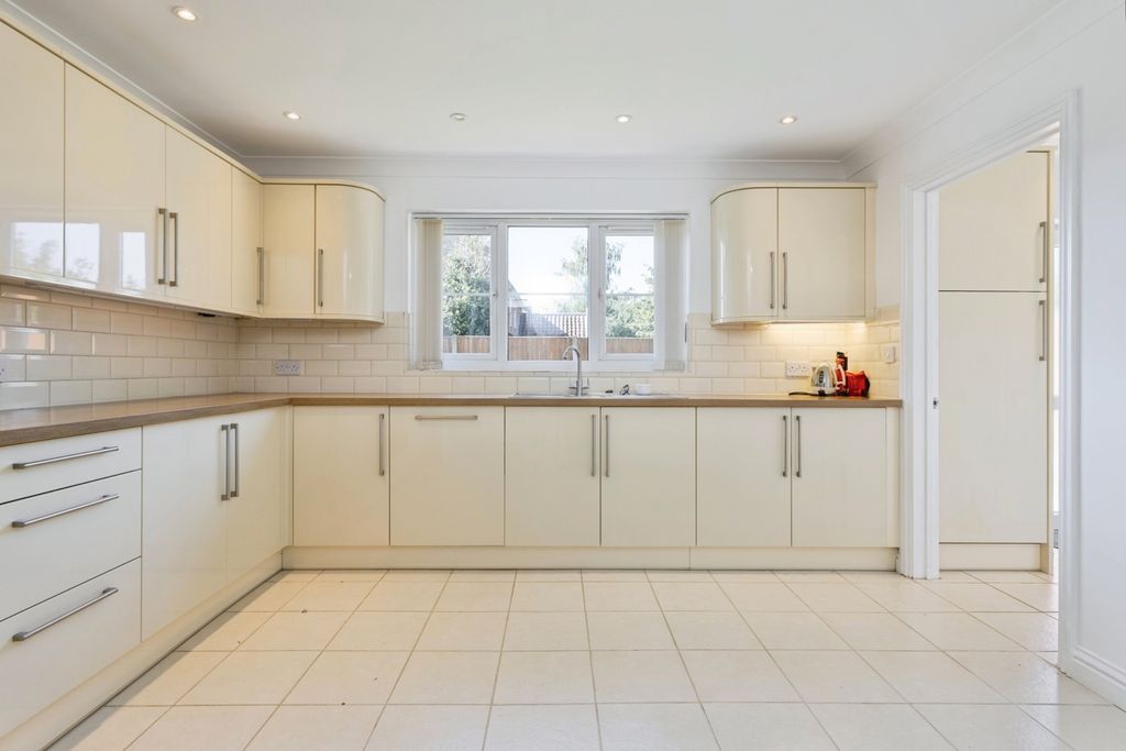 Property photo 2 of 21 Pbox-Img.Jpg