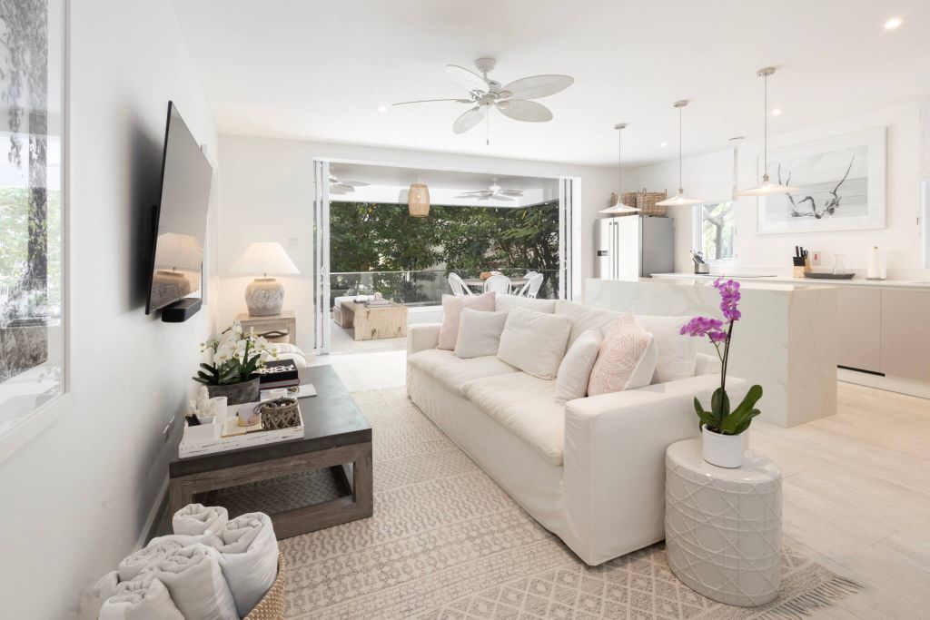 Property photo 1 of 25