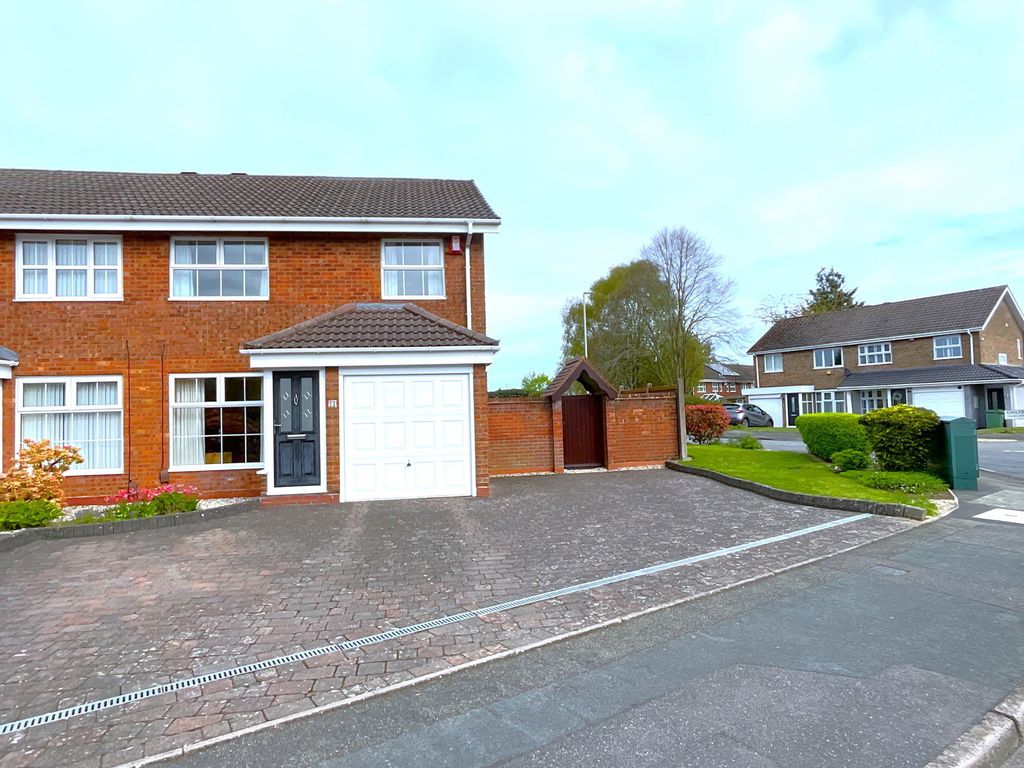 Property photo 1 of 14