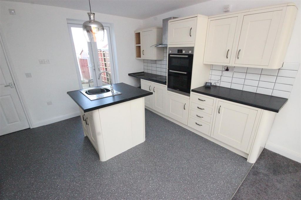 Property photo 3 of 14 Img_0860.Jpg