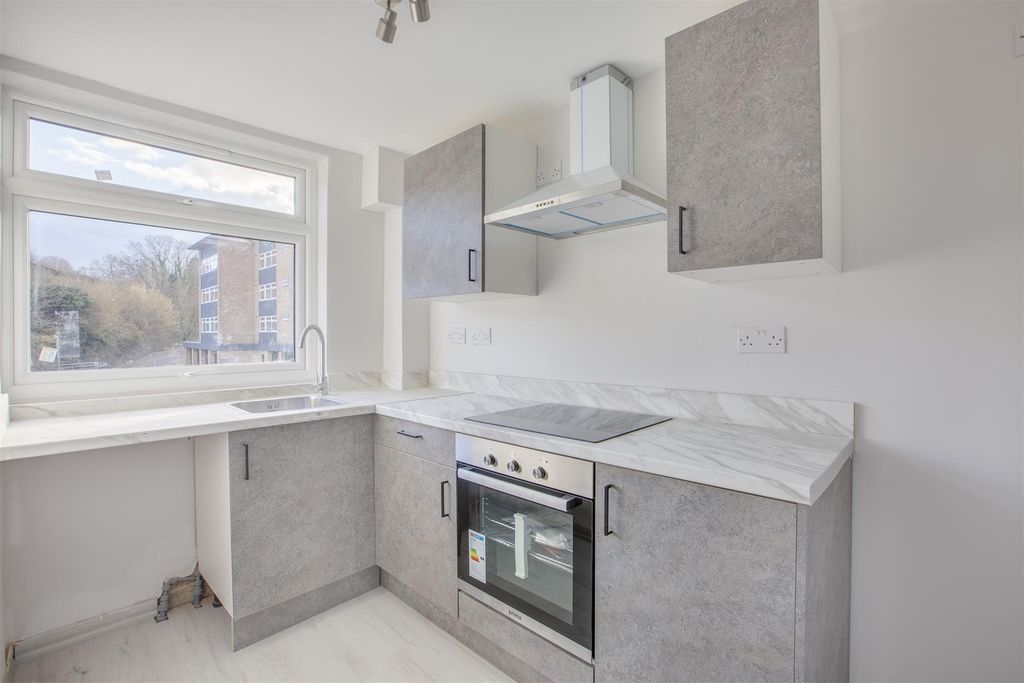 Property photo 3 of 5 Ktichen