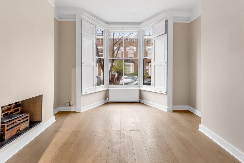 Property photo 2 of 13 Reception