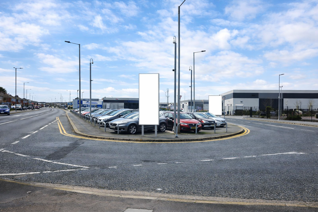 Property photo 1 of 28