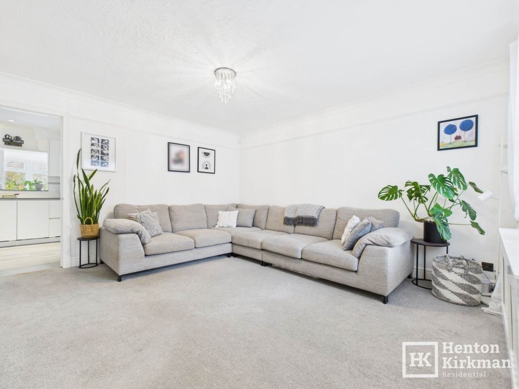 Property photo 3 of 22