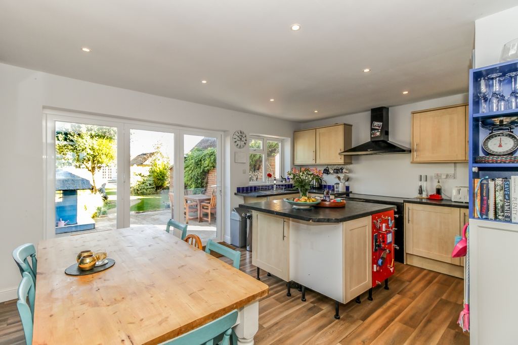 Property photo 2 of 10 74507