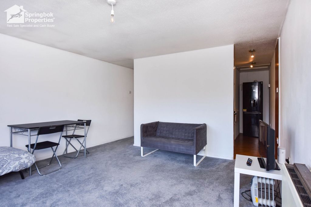 Property photo 2 of 10 Image 1