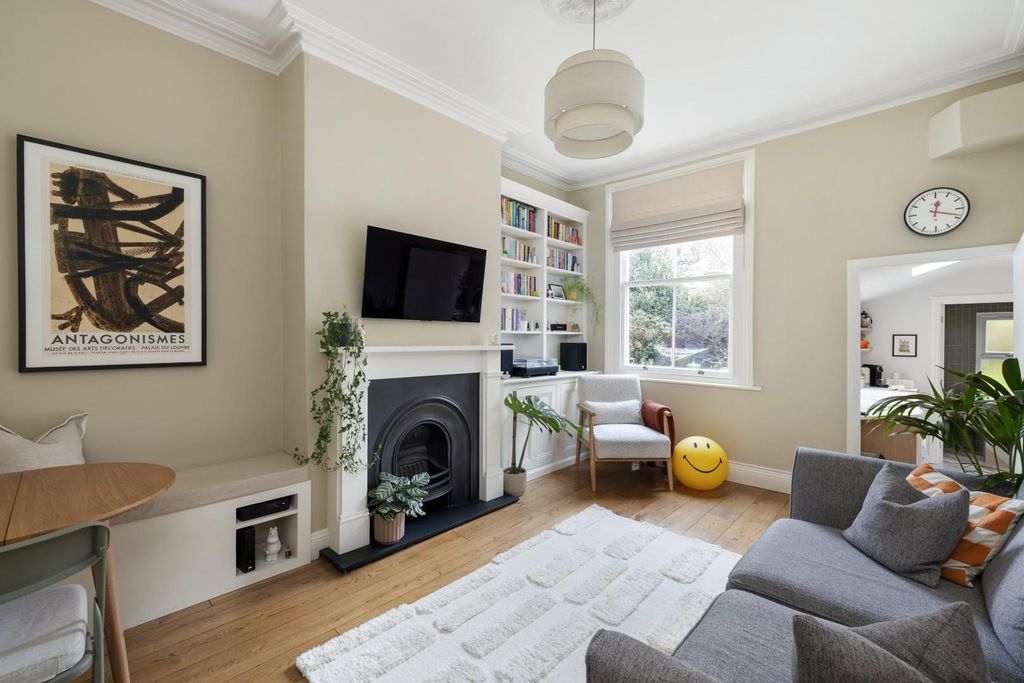 Property photo 3 of 20 Char9588.Jpg