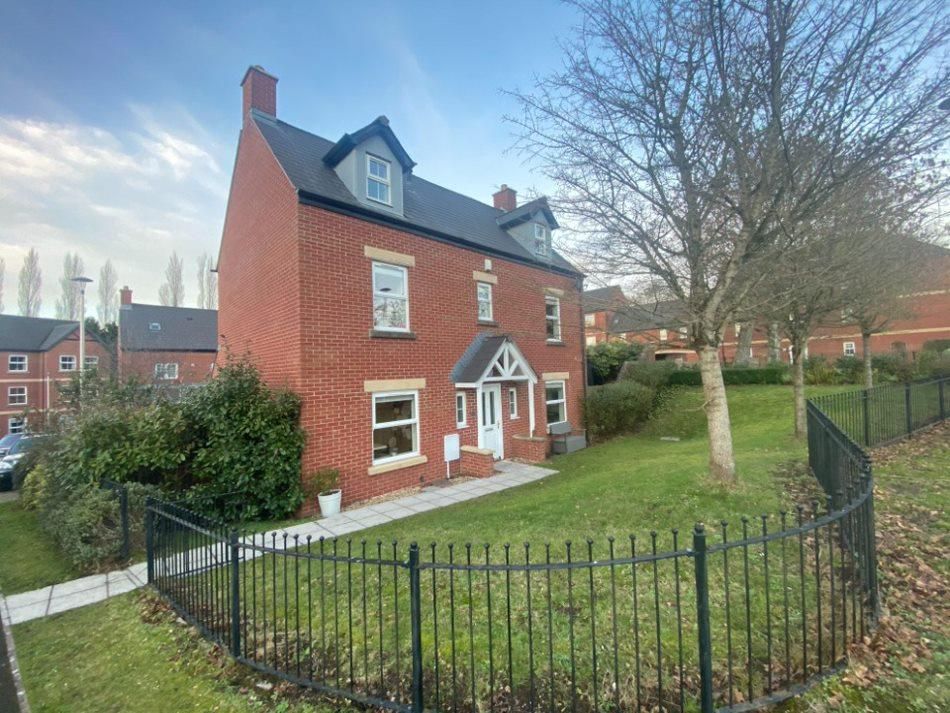 Property photo 2 of 11 Front 2.Jpg