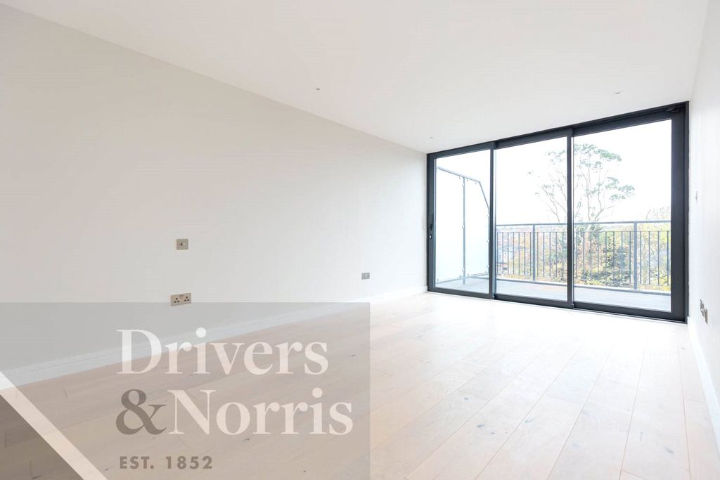 Property photo 2 of 10 Picture No. 02