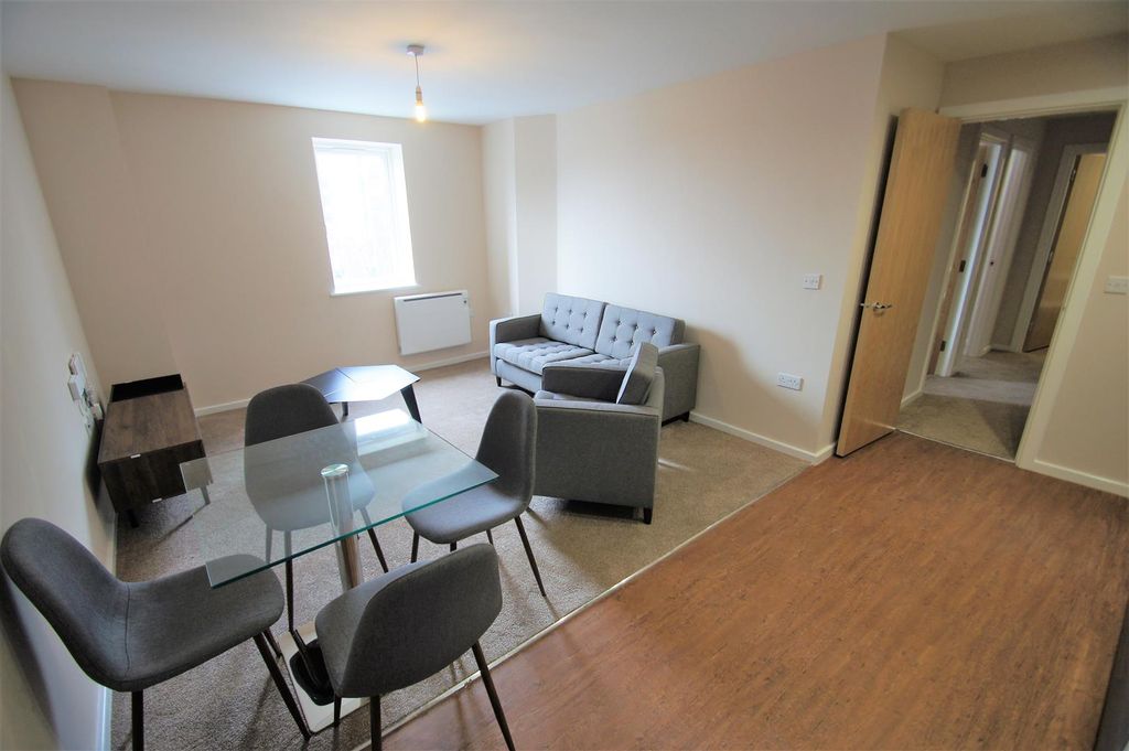 Property photo 2 of 11